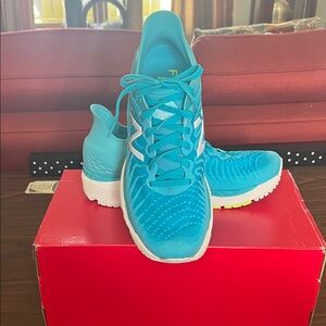 New Balance Women's Turquoise Lace-Up Running Shoes Fresh Foam Virtual Sky